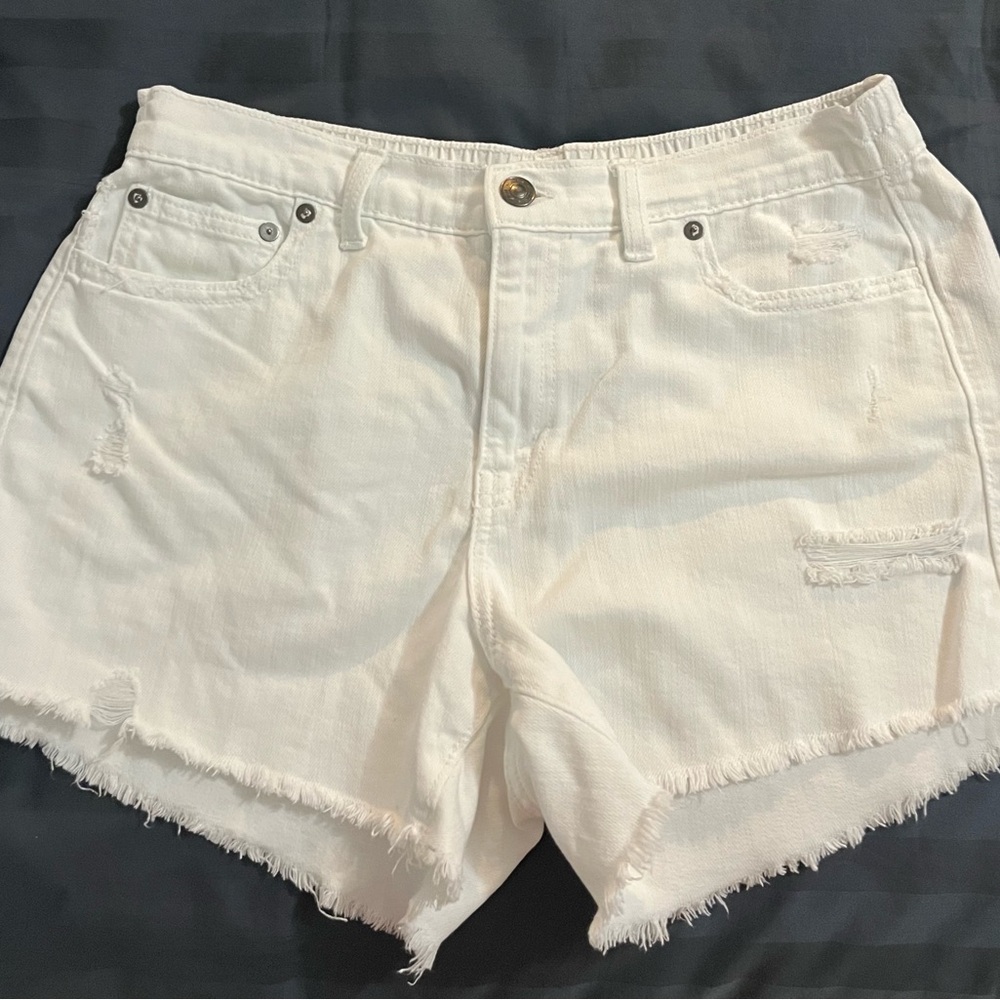 American Eagle-Aerie Women’s White Frayed Hem Denim Shorts